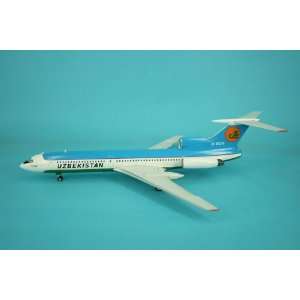    Phoenix 200 Uzbekistan TU 154M Model Airplane 