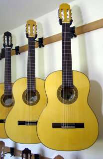 MADRIGAL 105F Flamenco Guitar  