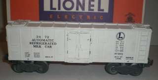 Vintage Lionel #3472 Automatic Milk Car & Platform  