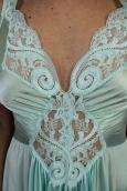 vtg OLGA Seafoam OMBRE Scallop Floral LACE Full Sweep Draped NIGHTGOWN 