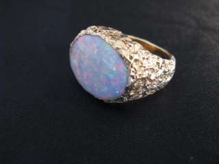 14kt. yellow nugget like Gold, with large natural Opal stone mens ring 