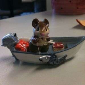 Wee Forest Folk   FISHIN CHIP   MS14 RETIRED RARE  