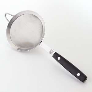  Bobby Flay Professional 5 in. Mesh Strainer