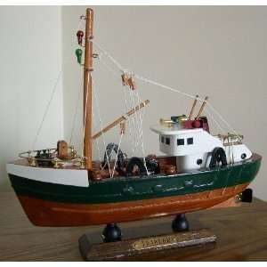  Replica Wooden Fishing Trawler Fishing Boat   Assembled 