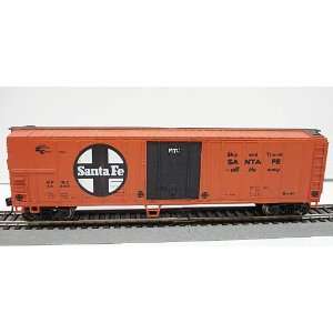  Santa Fe Express Reefer #55360 HO Scale by Bachmann Toys & Games
