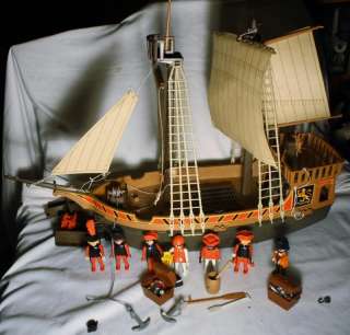 Playmobil Geobra 25 Royal Fleet Tall Ship Playset Treasure 7 Pirate 
