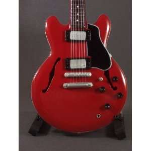  Miniature Guitar CHUCK BERRY Red 