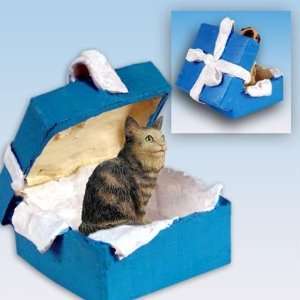    Brown Maine Coon Blue Gift Box Cat Ornament
