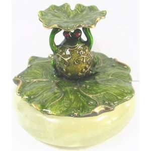   158 Frog On And Holding Lily Pad Jewelry Box 