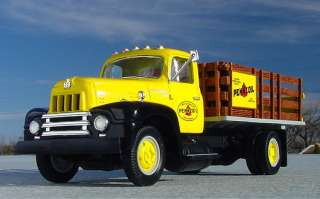 RARE   1957 PENNZOIL Bulk Delivery Truck   First Gear  