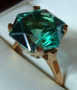 Beautiful 8.00CT Natural Green Topaz 14K Solid Gold Ring  