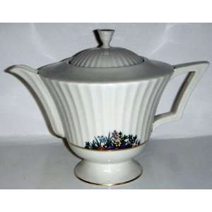  Lenox Rutledge Tea Pot with Lid 