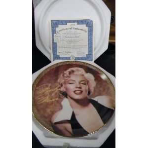 The Bradford Exchange Marilyn Monroe Collector Plate Bewitching in 