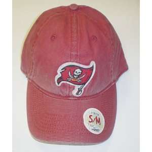 Tampa BAY Buccaneers Flex Slouch Old Orchard Beach Reebok Hat Size S/m 