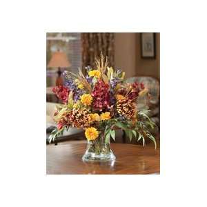 Fugi Mum & Cone Hydrangea Centerpiece 