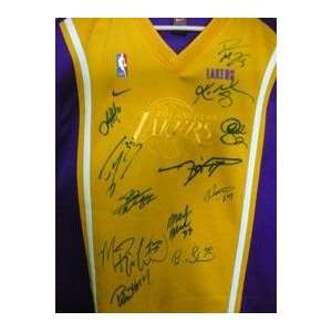  Angeles Lakers(2001 02) Autographed Jersey   Autographed NBA Jerseys 