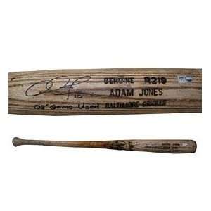   Game Used Cracked Bat   Autographed MLB Bats