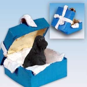  English Cocker Blue Gift Box Dog Ornament   Black