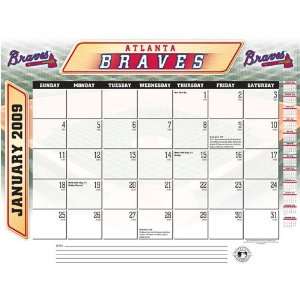 Atlanta Braves MLB 22 x 17 Desk Calendar  Sports 