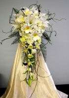 WEDDING FLOWER FRANGIP BOUQUET BRIDAL BOUQUET TEARDROP  
