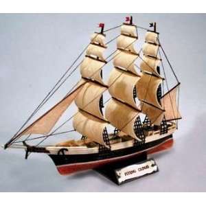   NOT YET RELEASED 1/500 Flying Cloud Sailing Ship Toys & Games