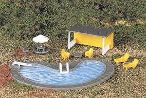 HO Scale Pool & ACCESSORIES by Bachmann  