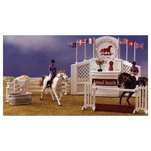  Winners Corral Steeple Chase Horse Racing Set Sports 