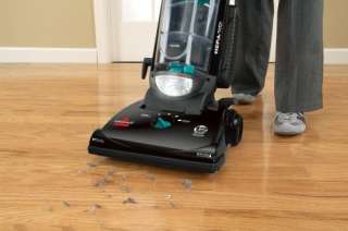   Helix Upright Bagless Vacuum Cleaner   82H1 011120010381  