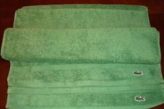 2PC LACOSTE LOGO TOWEL GREEN 2  HAND TOWELS 33X18 NWOT  