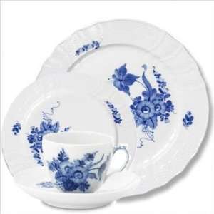  Royal Copenhagen 1106 Series Blue Flower Curved Dinnerware 