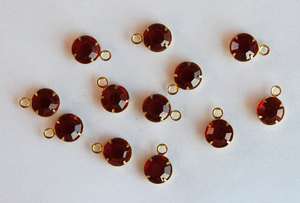 VINTAGE RUBY RED GLASS PRONG SET DANGLE DROP BEAD  