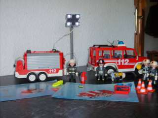Playmobil Feuerwehr Vorausfahrzeug 3181 und Feuerwehranhänger 317 in 