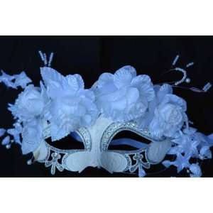 White Venetian Masquerade Mask - Mardi Gras Masks (STC12905)