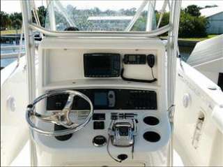 2007 Boston Whaler 270 Outrage, Twin 225 Mecury Verados with Low Hours 