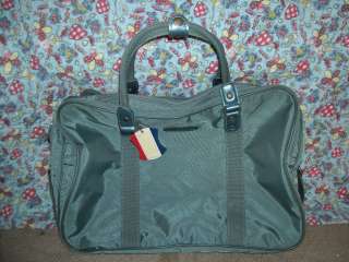 American Tourister Garmet Luggage Travel Bag Clothes  