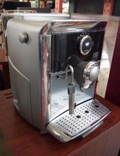   Platinum Vogue Super Automatic Espresso Machine 693042908009  