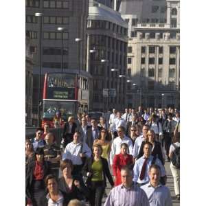  Commuters, London Bridge, City of London, London, England 