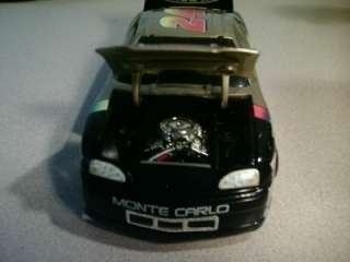 1997Jeff Gordon #24 Dupont Chroma Premier Car Bank 124  