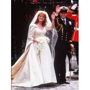  Queen Elizabeth IIs Son, Prince Andrew, Marries Sarah Ferguson 