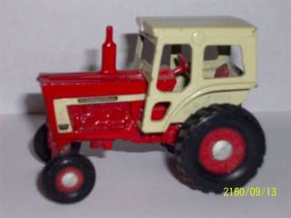 Ertl Blueprint 1/64 farm tractor 1466 IH international  