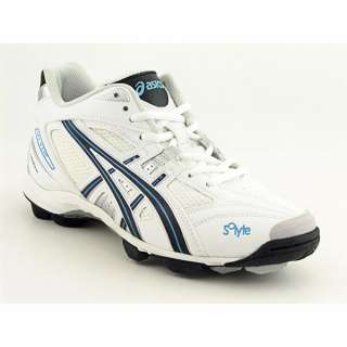  Asics Gel V Cut MT shoes feature a synthetic upper with a round toe 