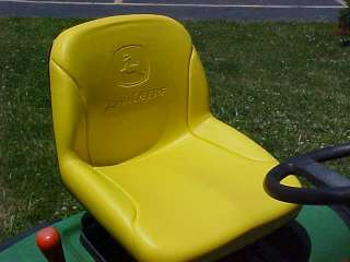 John Deere seat GT242, GT262 and GT275  