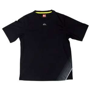  Quiksilver Performance Revolve   Color Black,Size Medium 