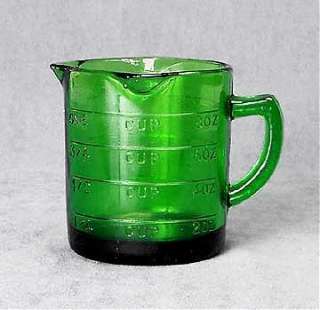 COLLECTIBLE GREEN DEPRESSION GLASS MEASURING CUP  