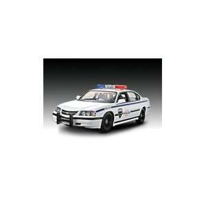  Revell 1/25 2004 Chevy Impala Police Car KIT Toys & Games